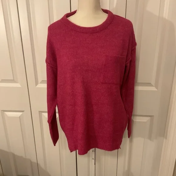 Women's Pink Sweater -NWT - Picture 4 of 16